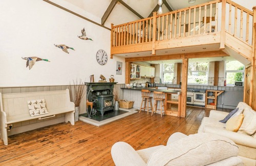 Llandrindod Wells Cottage | St. Marks School House