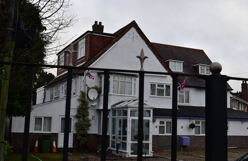 Marston Green House | Standard Double Room @ Royal Square Hotel Birmingham Airport & NEC