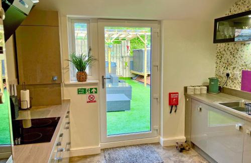 Pickering House | Station View