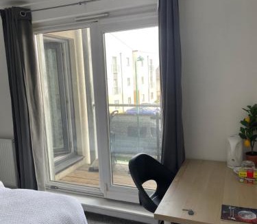 Peterborough House | Stay with Chackson