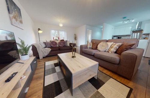 Peterborough Apartment | Step Free 2 Bedroom Apartment, Business, Leisure, Contractors, SRK Serviced Accommodation