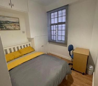 Ealing Hostel | Sterling Suites Ealing