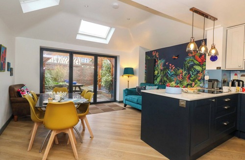 Wyke Regis Cottage | Still Waters