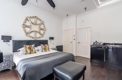 Cheltenham Hotel | Strozzi Palace Suites by Mansley