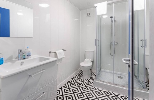 Middlesbrough Apartment | Studio 9 City Centre Fast WiFi Smart TV