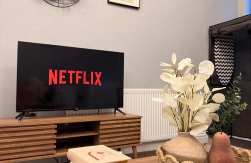 Oldham Apartment | Studio Aurelia - Oldham city centre