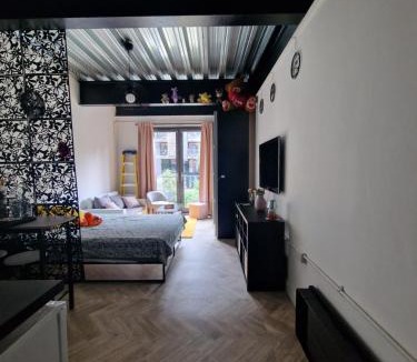 Stratford Apartment | Studio Flat, Beautiful View