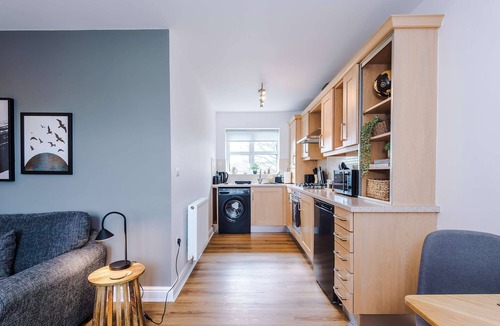 Crewe Apartment | Stunning 1 Bed Flat Perfect for Business in Crewe