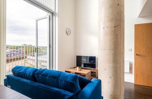 Rotherham Apartment | Stunning 2 Bed Riverside Apartment with Balcony