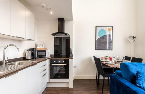 Rotherham Apartment | Stunning 2 Bed Riverside Apartment with Balcony