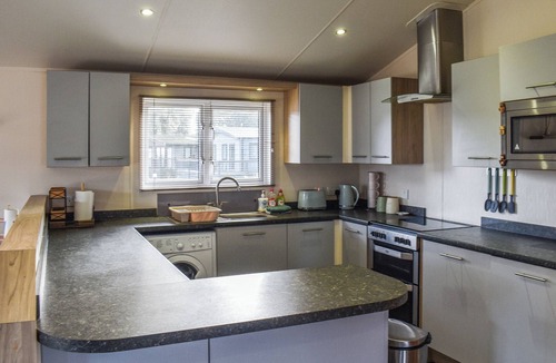 Corton Cottage | Stunning Cliff Top Cottage - UK48809
