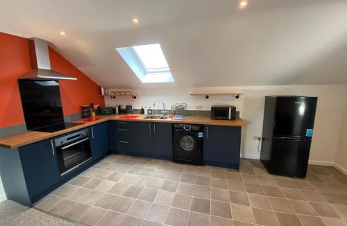 Longtown Apartment | stylish and modern Spacious 2 bedroom apartment
