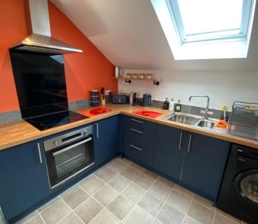 Longtown Apartment | stylish and modern Spacious 2 bedroom apartment