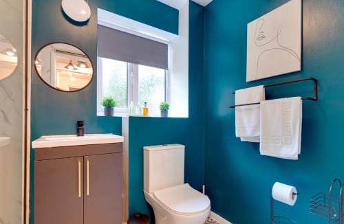 Cherry Hinton Apartment | Stylish and modern studio flat Free parking - Pass the Keys