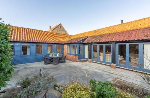 Weybourne House | Summer Barn