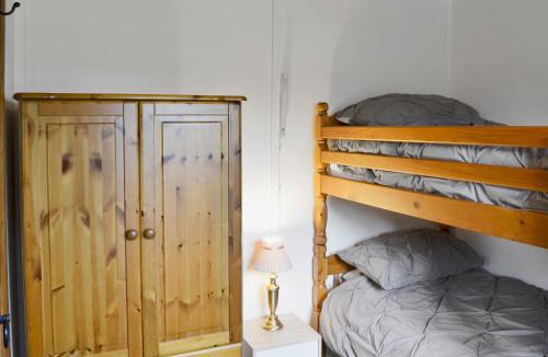 Saint Asaph House | Summer House