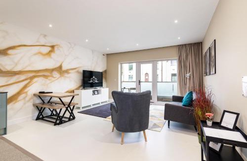 Gillingham Apartment | Summer stays for Grain LNG contractors - Apartment 1
