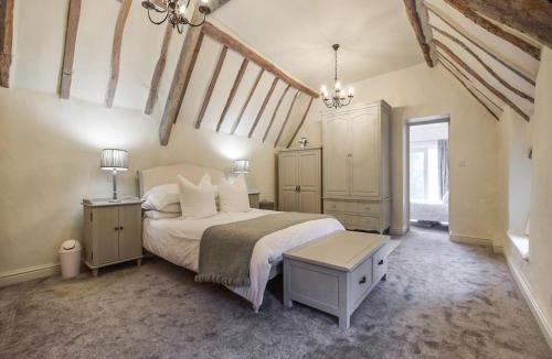 Banbury House | Suncroft