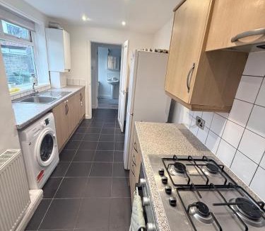 Sunderland House | Sunderland Contractor Top Stay