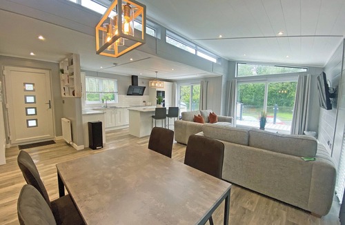 Bethesda House | Super spacious modern lodge with large balcony and hot tub.