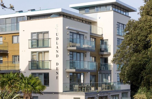 Westbourne House | Swallows