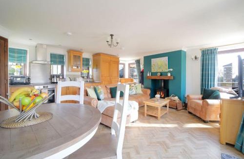 Par House | Sycamore