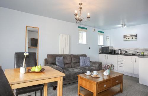 Llanycil Apartment | Tegid Lakeside - Bala Lake