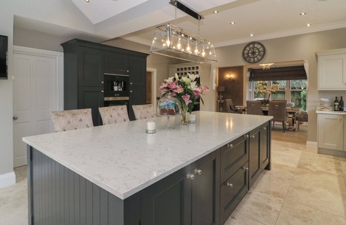 Driffield Cottage | TEN GABLES, luxury holiday cottage, with hot tub in Driffield