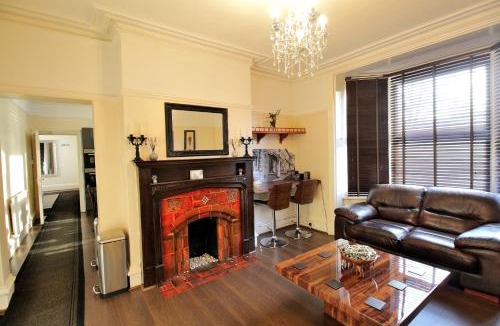 Lincoln House | Tennyson