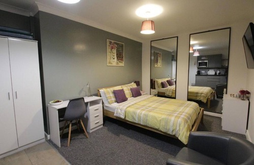 Lincoln House | Tennyson