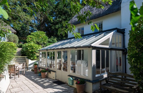 Thurlestone Cottage | Thatchways - a house that sleeps 7 guests in 4 bedrooms
