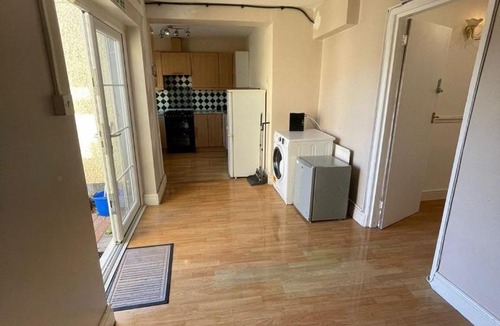 Ponders End House | The 21