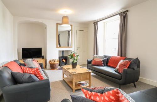 Ashburton House | The Armourers Forge