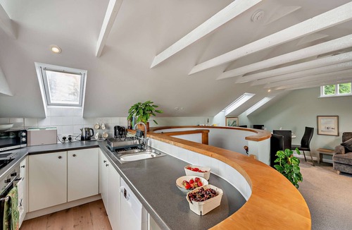 Chilham House | The Barn - Chilham - Two Bedroom House, Sleeps 4