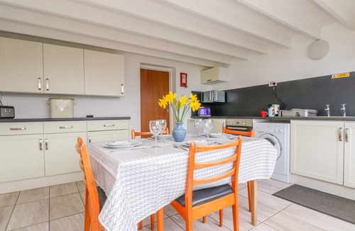 Gunwalloe Cottage | The Barn