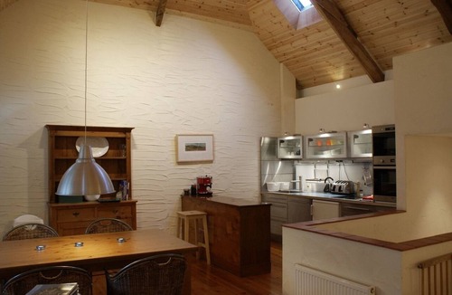 Kingsbridge Cottage | The Barn