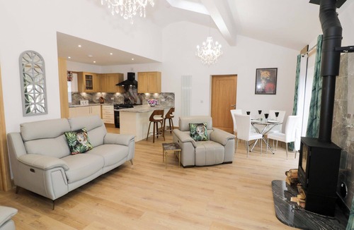 Astwood Bank Cottage | THE BARN, pet friendly, with open fire in Astwood Bank