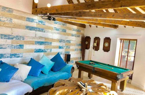 Penarth House | The Beach Barn