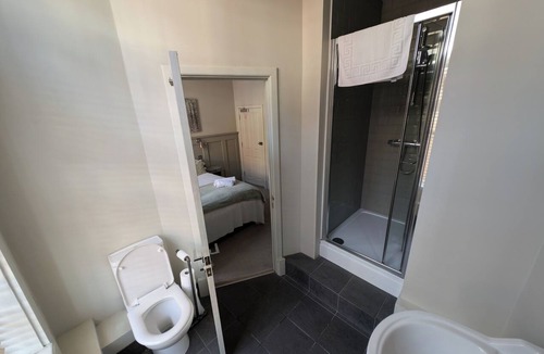 Marlborough Hotel | The Bear