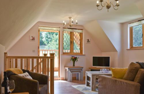 Chard House | The Bee Hive