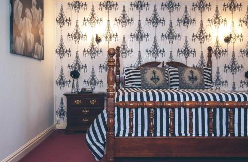 Winslow Hotel | The Bell Hotel