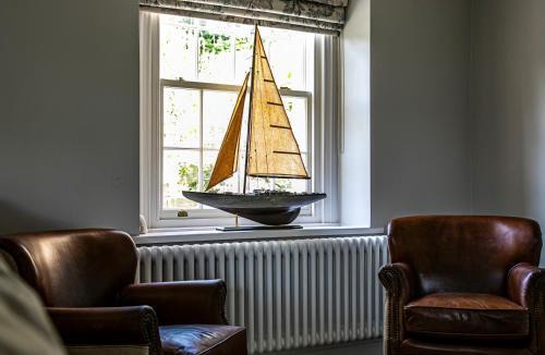 Bakewell House | The Belle