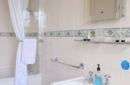 Offham Bed & Breakfast | The Blacksmiths Arms