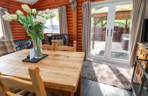 Saint Asaph House | The Blacktail