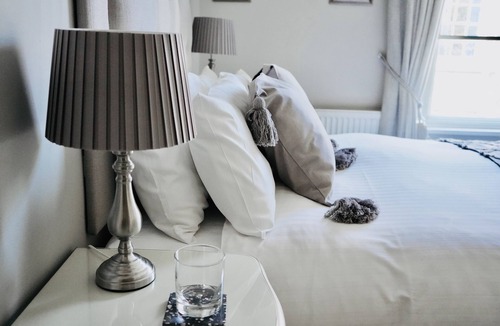 Melbourne Hotel | The Boot at Melbourne