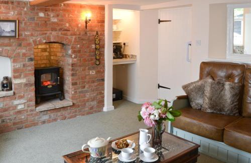 Horning House | The Brambles