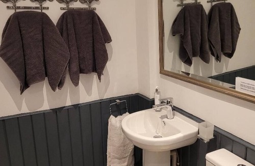 Broomhill Bed & Breakfast | The Bridges B&B
