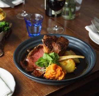 West Tanfield Hotel | The Bruce Arms