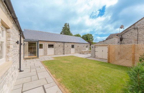 Great Longstone House | The Builder's Yard