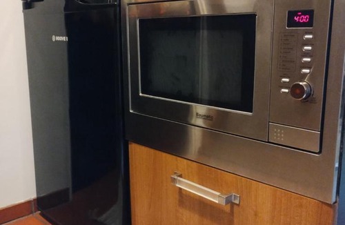 Wadsworth Apartment | The Cabin - Great Views, Garden, Netflix, Near Town